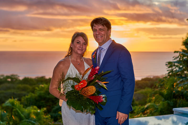 tunning beach wedding photography in Playa Santa Teresa
