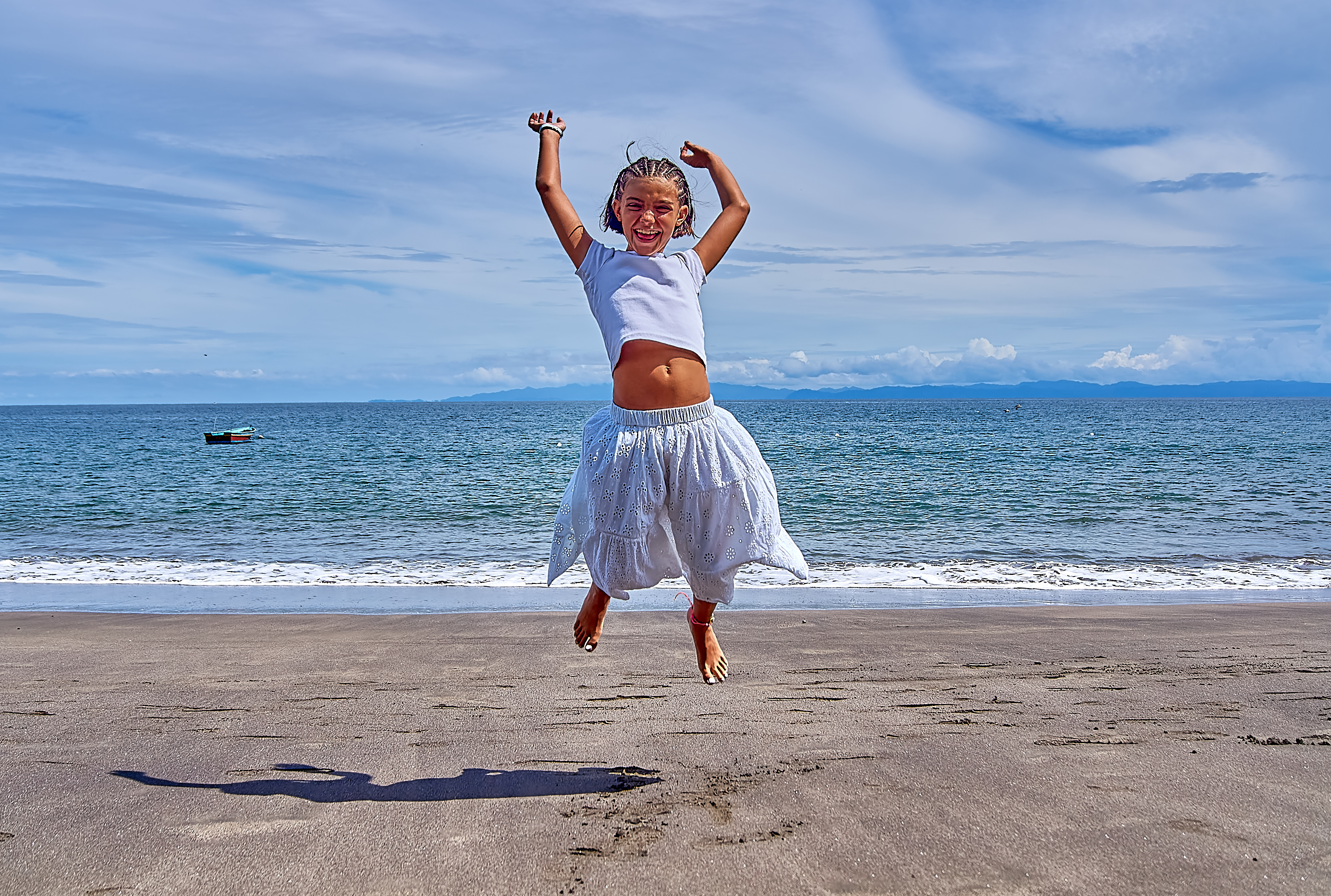 Indulge in an extraordinary family photography journey at the mesmerizing Hotel Riu in Guanacaste